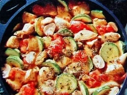 Putengulasch mit Zucchini - Rezept