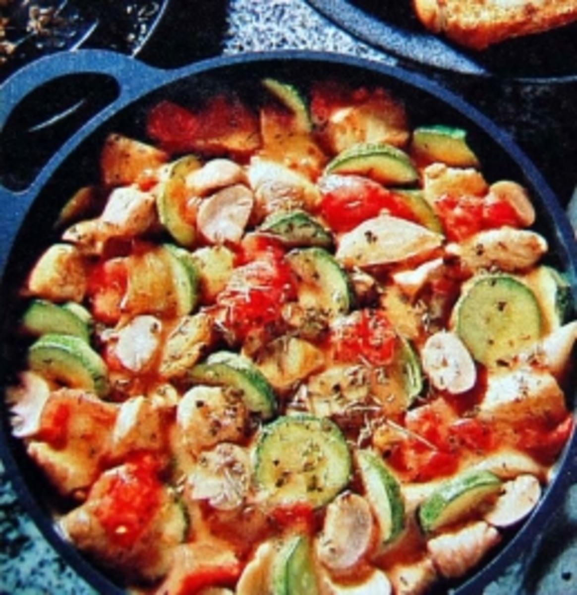 Putengulasch mit Zucchini - Rezept mit Bild - kochbar.de