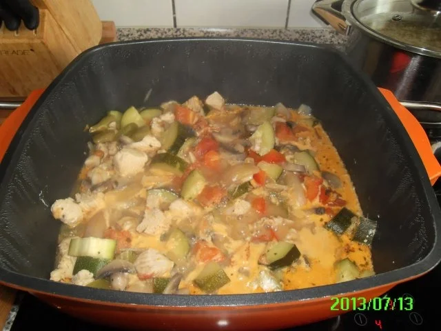 Putengulasch mit Zucchini - Rezept - Bild Nr. 5