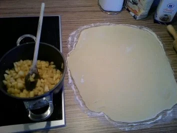 Rezept: "KUCHEN" Apfelschnecken Bild Nr. 2 "KUCHEN" Apfelschnecken - Rezept - Bild Nr. 2