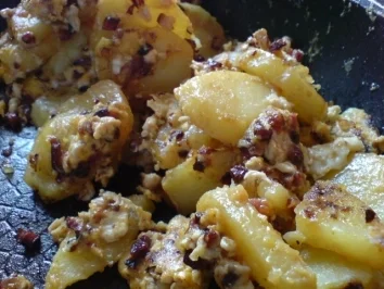 Rezept: Bratkartoffeln mit Ei Bild Nr. 15 Bratkartoffeln mit Ei - Rezept - Bild Nr. 15