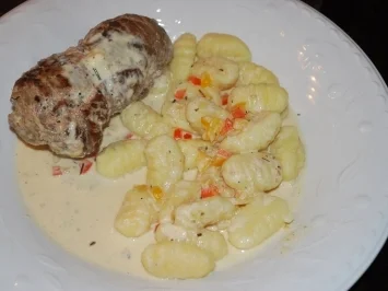 Frischkäse-Paprika-Rouladen - Rezept