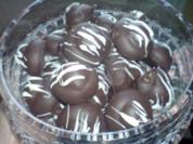 Kirsch-Marzipan-Pralinen - Rezept