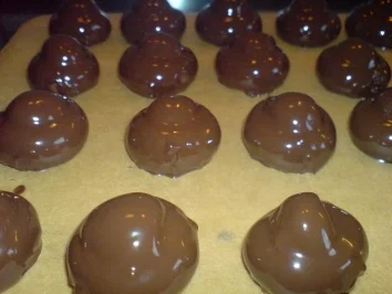 Kirsch-Marzipan-Pralinen - Rezept - Bild Nr. 8