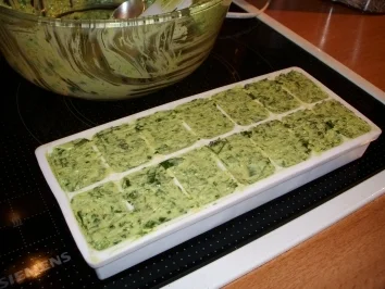 Rezept: Bärlauchbutter Bild Nr. 4 Bärlauchbutter - Rezept - Bild Nr. 4