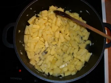 Rezept: Bärlauch-Kartoffelcremesuppe Bärlauch-Kartoffelcremesuppe - Rezept