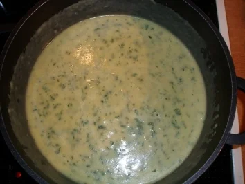 Rezept: Bärlauch-Kartoffelcremesuppe Bild Nr. 4 Bärlauch-Kartoffelcremesuppe - Rezept - Bild Nr. 4