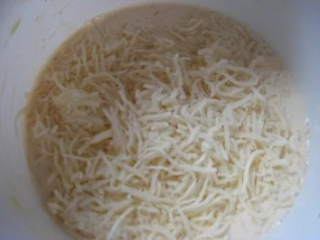 Blätterteigpasteten mit Ananas-Schinken-Füllung - Rezept - Bild Nr. 4