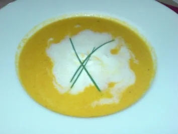 Möhren-Orangen-Suppe - Rezept