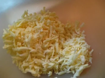 Tilsiter Käsekrusteln - Rezept - Bild Nr. 3