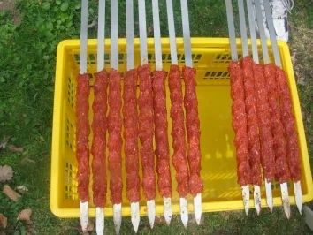 Rezept: Adana-Kebap auf dem Grill Bild Nr. 2 Adana-Kebap auf dem Grill - Rezept - Bild Nr. 2