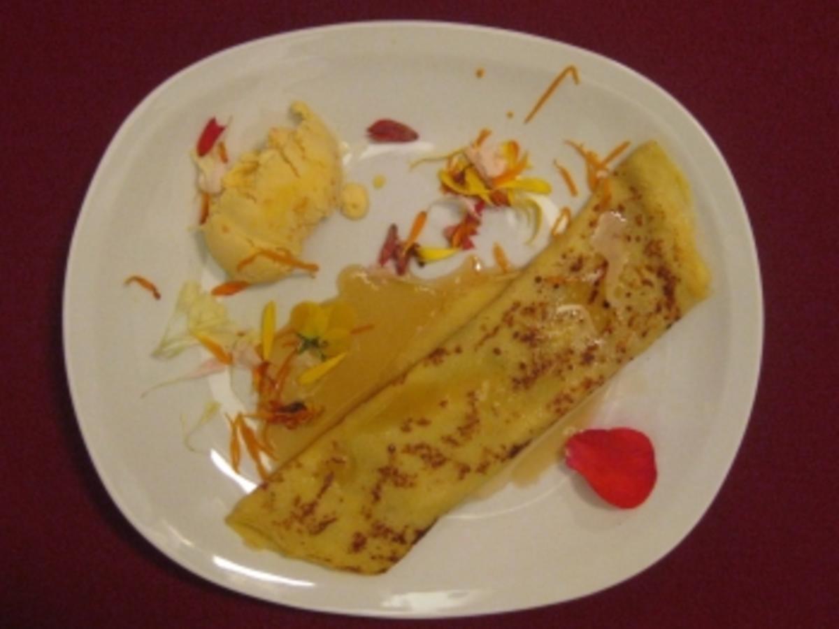 Mandarineneis mit Ahornsirup-Crepe - Rezept - kochbar.de