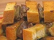 Leberspießchen mit Brot und Salbei gespickt - Rezept