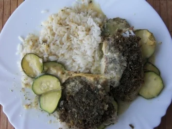 Rezept: Fischfilet mit knuspriger Kräuterkruste und Zucchini Fischfilet mit knuspriger Kräuterkruste und Zucchini - Rezept