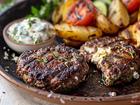 Bifteki mit Schafskäse - Rezept - Bild Nr. 2