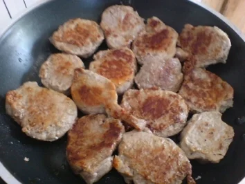 Medaillons auf Bohnen-Tomaten-Gemüse - Rezept - Bild Nr. 9