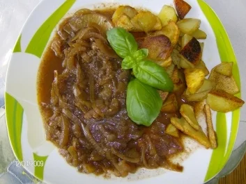 Rezept: Zwiebelfleisch mit der besonderen Note Zwiebelfleisch mit der besonderen Note - Rezept