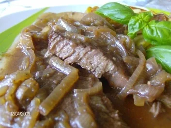 Rezept: Zwiebelfleisch mit der besonderen Note Bild Nr. 2 Zwiebelfleisch mit der besonderen Note - Rezept - Bild Nr. 2