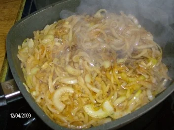 Rezept: Zwiebelfleisch mit der besonderen Note Bild Nr. 6 Zwiebelfleisch mit der besonderen Note - Rezept - Bild Nr. 6