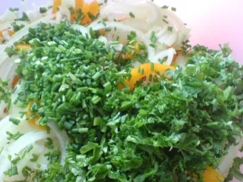 Rezept: Farbiger Gurkensalat Bild Nr. 8 Farbiger Gurkensalat - Rezept - Bild Nr. 8