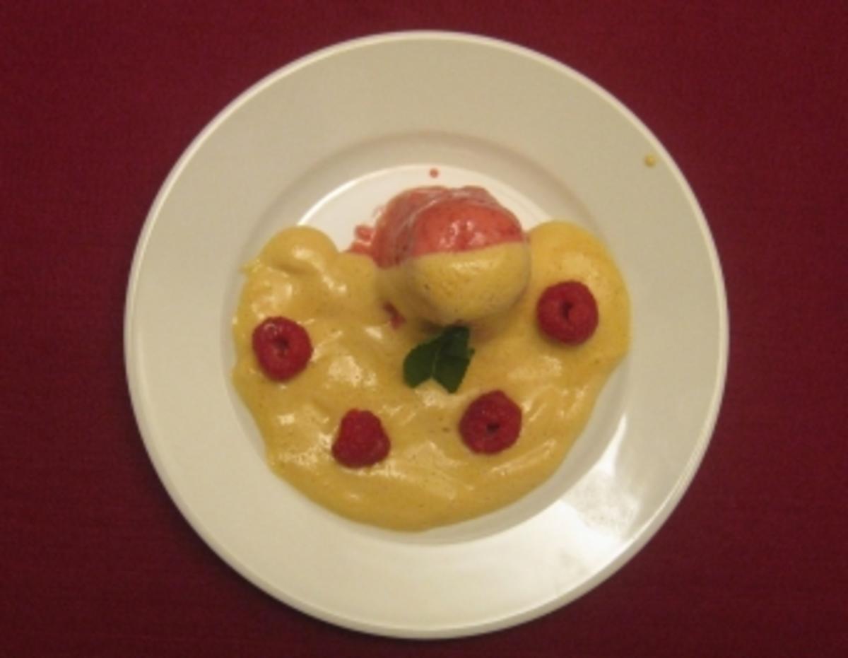 Bilder für Himbeer-Chili-Parfait mit Marsala-Zabaione - Rezept