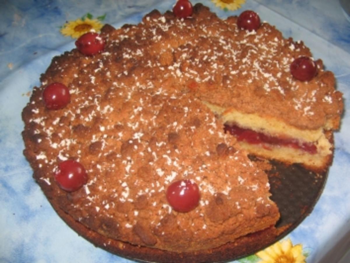 Kirschkuchen mit Nougat-Streuseln - Rezept von Erdbeere76