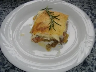 Rezept: Griechischer Kartoffel-Auberginenauflauf Griechischer Kartoffel-Auberginenauflauf - Rezept