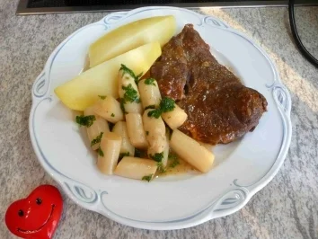 Rezept: Rind : Schnitzel vom Rind in Rotweinsoße Bild Nr. 10 Rind : Schnitzel vom Rind in Rotweinsoße - Rezept - Bild Nr. 10