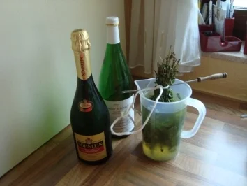 Mairezept " Maibowle - klassisch -so wie ich sie mag - hmmmmmmmmm - Rezept - Bild Nr. 2