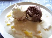 Mangoschaum mit Eis - Rezept