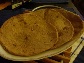 Ein Kochexperiment: Das original äthiopische "Injera" mit zweierlei "Wot" - Rezept - Bild Nr. 6