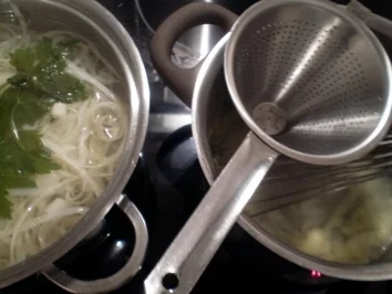 Rezept: Spargelsuppe Bild Nr. 3 Spargelsuppe - Rezept - Bild Nr. 3