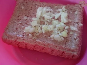 Rezept: Paprika-Hackbällchen mit Blumenkohl und Spargel in Sauce Hollandaise Bild Nr. 7 Paprika-Hackbällchen mit Blumenkohl und Spargel in Sauce Hollandaise - Rezept - Bild Nr. 7