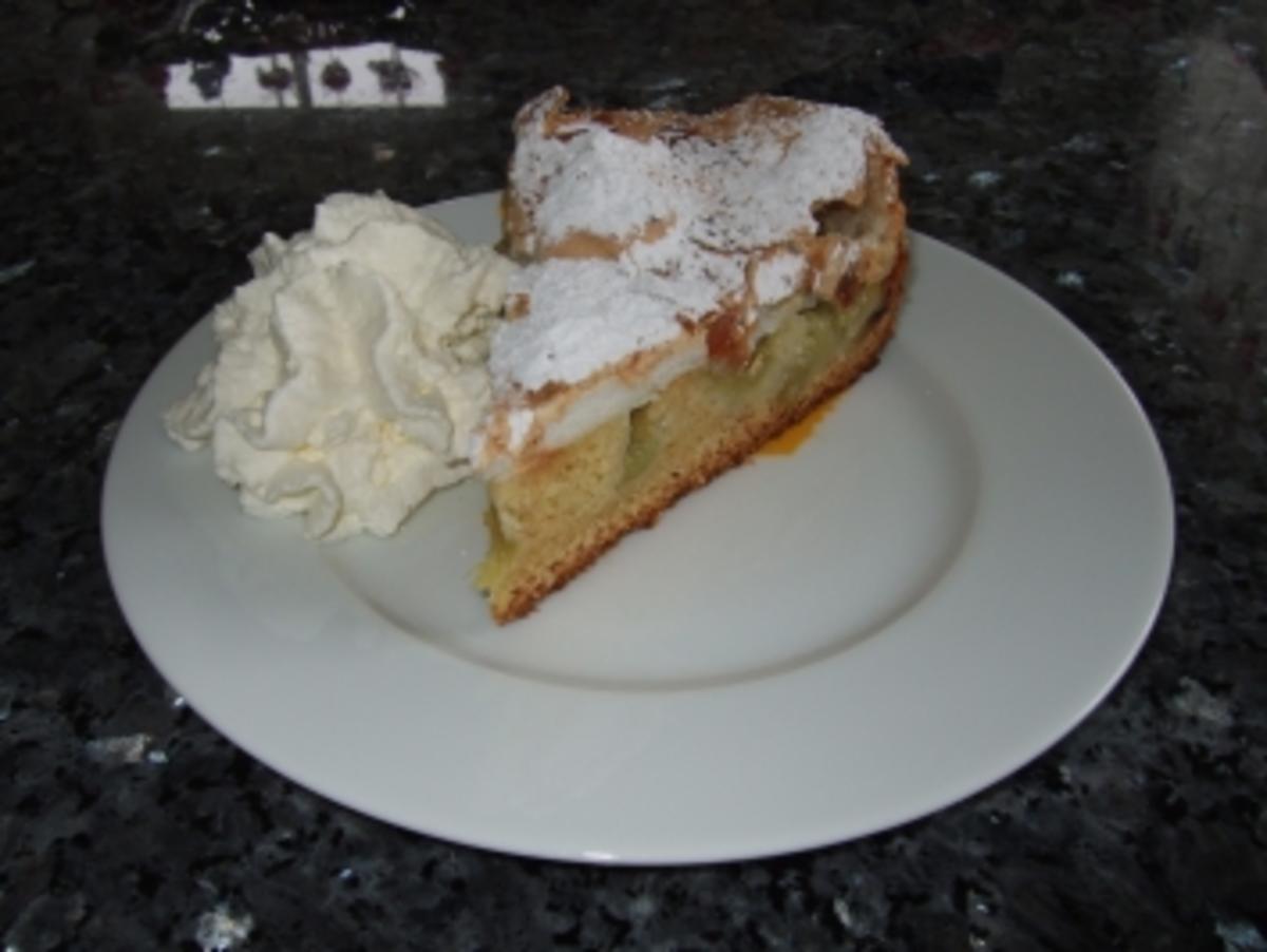 Bilder für Rhabarberkuchen mit Baiserhaube - Rezept