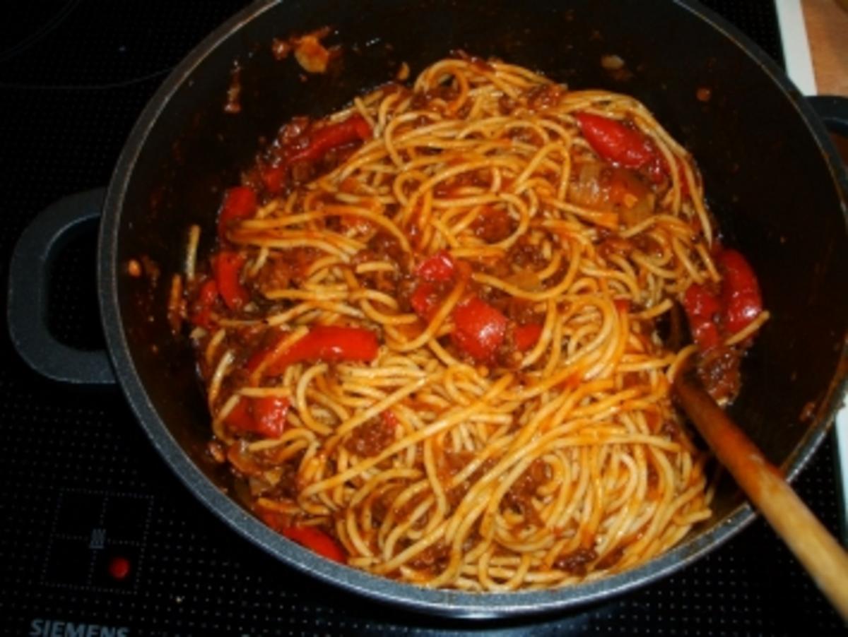 Spaghetti Bolognese - Rezept - Bild Nr. 4