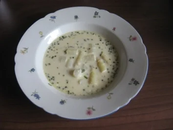 Rezept: Weisse Gold Suppe (Spagelcremesuppe) Weisse Gold Suppe (Spagelcremesuppe) - Rezept