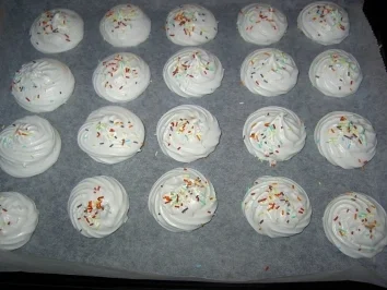 Baisertörtchen - Rezept