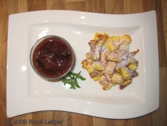 Rezept: "knuspriger" Kaiserschmarren an Zwetschkenröster (als Dessert) Bild Nr. 2 "knuspriger" Kaiserschmarren an Zwetschkenröster (als Dessert) - Rezept - Bild Nr. 2
