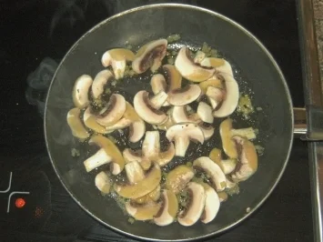 Rezept: Toast " Jäger Art " Bild Nr. 2 Toast " Jäger Art " - Rezept - Bild Nr. 2