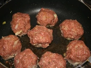 Rezept: Frikadellen Bild Nr. 4 Frikadellen - Rezept - Bild Nr. 4