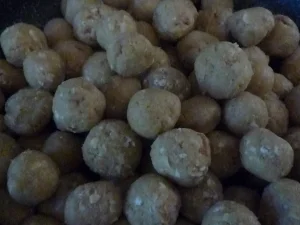 Rezept: Butterklößchen Bild Nr. 2 Butterklößchen - Rezept - Bild Nr. 2