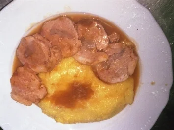 Gefüllte Kaninchenkeule mit Polenta - Rezept