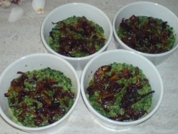 Rezept: Maultaschen-Spinatauflauf mit Ei-Haube Bild Nr. 3 Maultaschen-Spinatauflauf mit Ei-Haube - Rezept - Bild Nr. 3