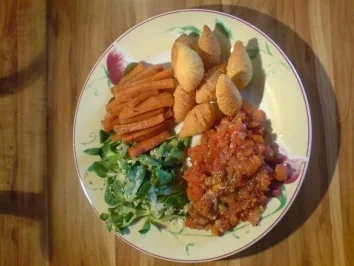 Lachs in Tomatensalsa mit glasierten Möhren - Rezept