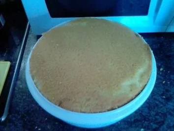 Rezept: Biskuit-Boden, schneller Biskuit-Boden, schneller - Rezept