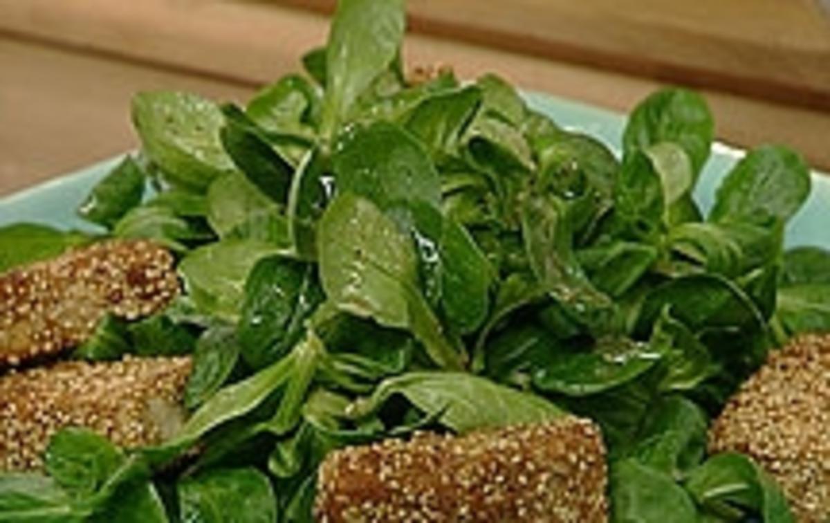 Feldsalat mit Sesamdressing - Rezept