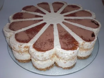 Rezept: Milchreistorte mit leichtem Karamelltouch Bild Nr. 2 Milchreistorte mit leichtem Karamelltouch - Rezept - Bild Nr. 2