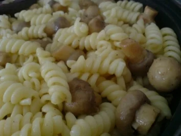 Pilz-Nudeln - Rezept - Bild Nr. 4