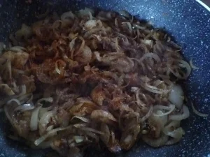 Rezept: Rumsteak mit Zwiebeln Bild Nr. 3 Rumsteak mit Zwiebeln - Rezept - Bild Nr. 3