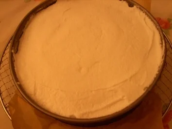 Quarktorte mit Baiserhaube - Rezept - Bild Nr. 7